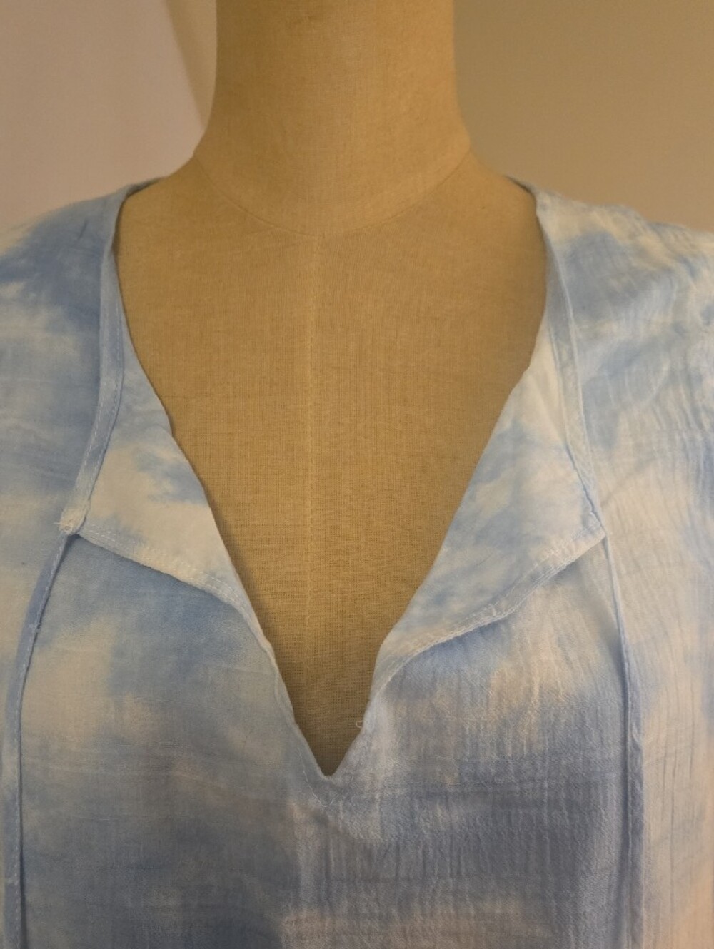 Vineyard Vines Women's Blue and White Tie-Dye Tassel Tunic Dress Size M - Picture 3 of 13